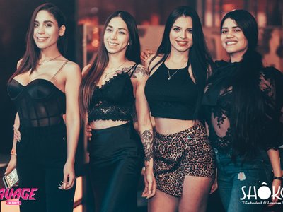 vestimenta chicas discotecas